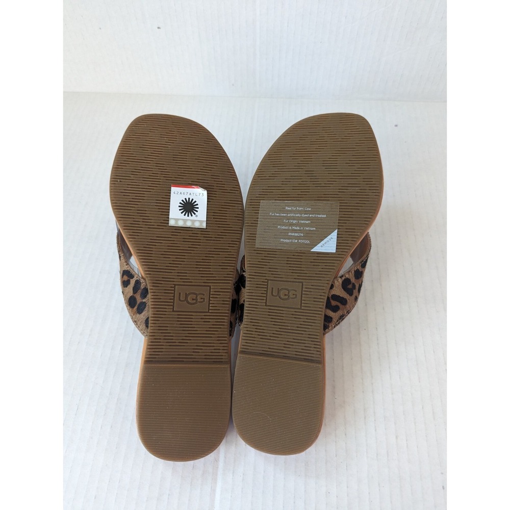 UGG Women's 6.5 Leather Tuolumne Real Cow Fur Thong Sandals Tan Brown Print New - Picture 7 of 7